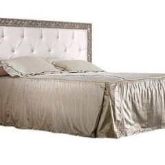Кровать 2-х спальная (1,8 м) Тиффани Premium черная/серебро с мягким элементом со стразами с подъемным механизмом (ТФКР180-2[3][7] (П) в Чайковском - chaykovskiy.mebel24.online | фото